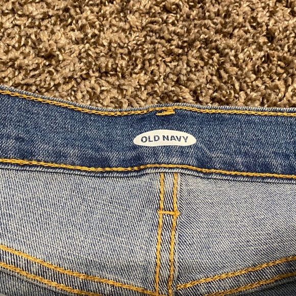Old Navy Denim Shorts size 8 - Picture 2 of 5